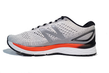 New Balance 880v9 Una zapatillas tocan la perfección para quien quiera entrenar volumen con ellas