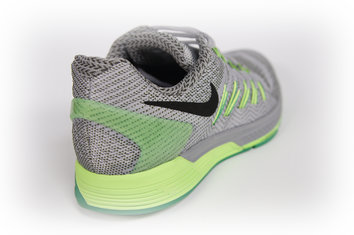 Nike Air Zoom Odyssey Juegan con tres compuestos para dar una transición agradable y estable