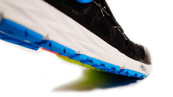 New Balance 1500T2 Triatletas/corredores que busquen reactividad y soporte