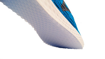 New Balance Fresh Foam Zante Pursuit Dómalas, y serás capaz de llevarlas a distancias mayores