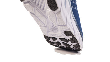 Hoka ONE ONE Clifton 6 Corredor de peso medio que busque amortiguación y amabilidad en la pisada