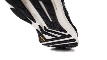 Skechers GOrun Ride 8 El upper no es de lo más, pero cumple con sus funciones