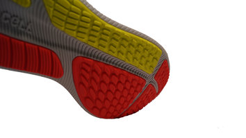 New Balance FuelCell Propel El FuelCell tiene un gran recorrido a la hora de amortiguar
