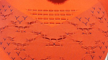 X-Bionic Twyce 4.0 Run Shirt Materiales que se unen para garantizar elasticidad y un gran comportamiento térmico