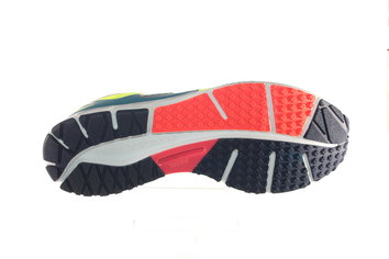 New Balance 1500v1 Agarre excelente en cualquier tipo de superficie