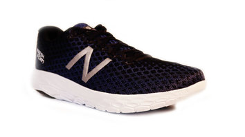 New Balance Fresh Foam Beacon Gran producto para ritmos lentos que invade el espacio de ritmos rápidos gracias a su ligereza y forma agresiva