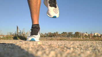 New Balance FuelCell TC Largo y tendido es cuando las TC sacan su mejor sonrisa