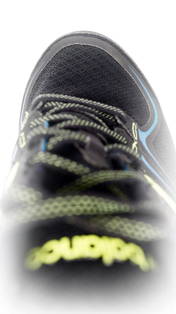 New Balance Fresh Foam Vongo Upper con lineas muy parecidas a sus hermanas, estas un poco más reforzadas