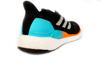 Adidas Solarboost Más orientadas a la larga distancia, pero...
