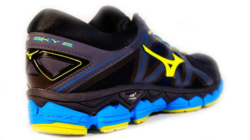Mizuno Wave Sky 2 Destinadas a la media y larga distancia
