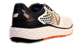 New Balance Fresh Foam Vongo v3 Creemos que son unas zapatillas ideales para medias maratones y maratones.