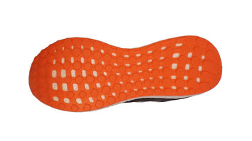 Adidas Solar Drive El adiwear que utiliza la suela es seguro en superfícies secas