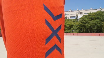 X-Bionic Twyce 4.0 Run Shorts Un material tan premium necesita de mayor cuidado